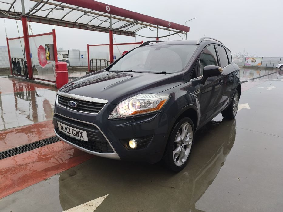 Ford Kuga Titanium AWD 4x4 Euro 5 MOT 10/26
