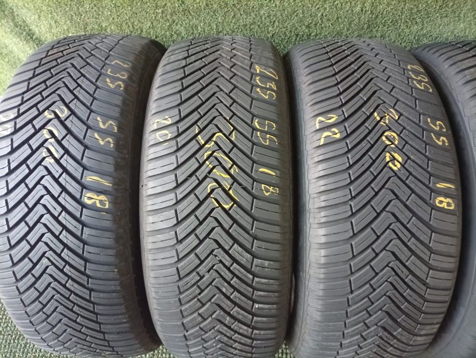 235 55 18 Continental 4 Season