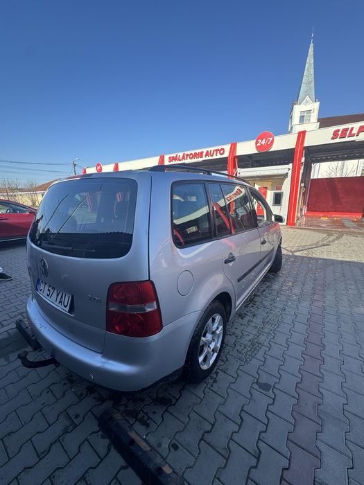 VOLKSWAGEN Touran 2005 — imagine 4