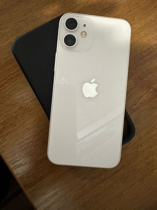 Продам айфон 12мини на 128 гб акб 74%