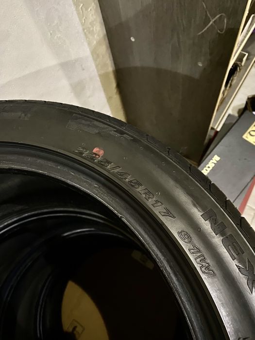 225/45 17 Nexen