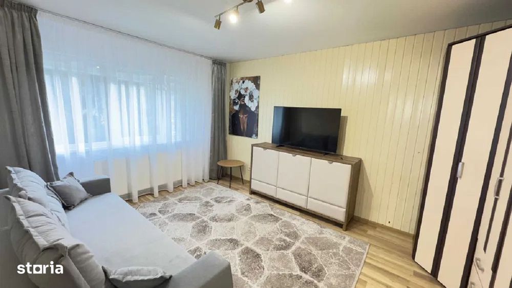 Garsonieră decomandata zona Astra(bloc de apartamente) — fotografia 1