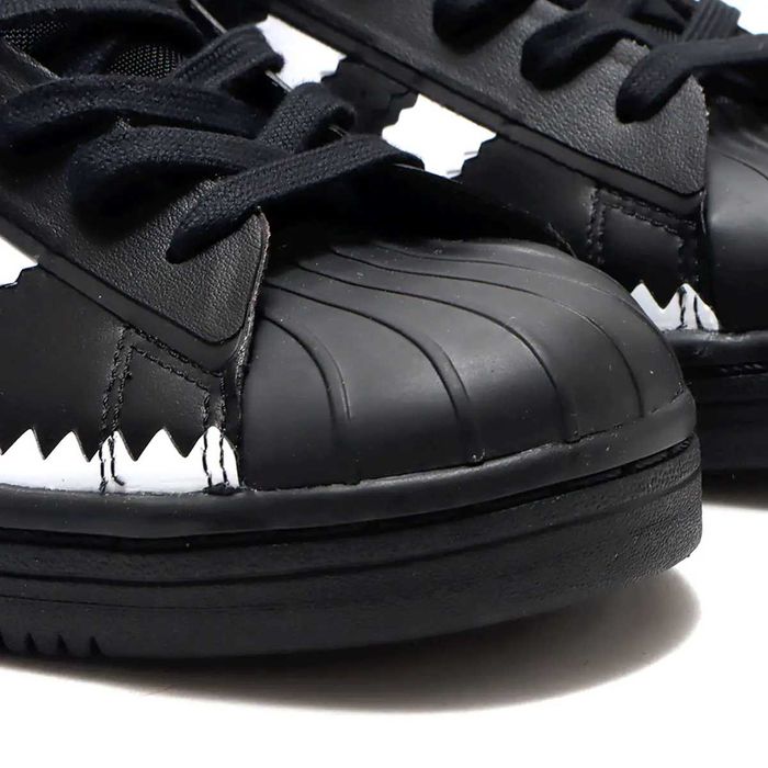 Мъжки спортни обувки  ADIDAS SUPERSTAR OT TECH размер  EU 42 2/3