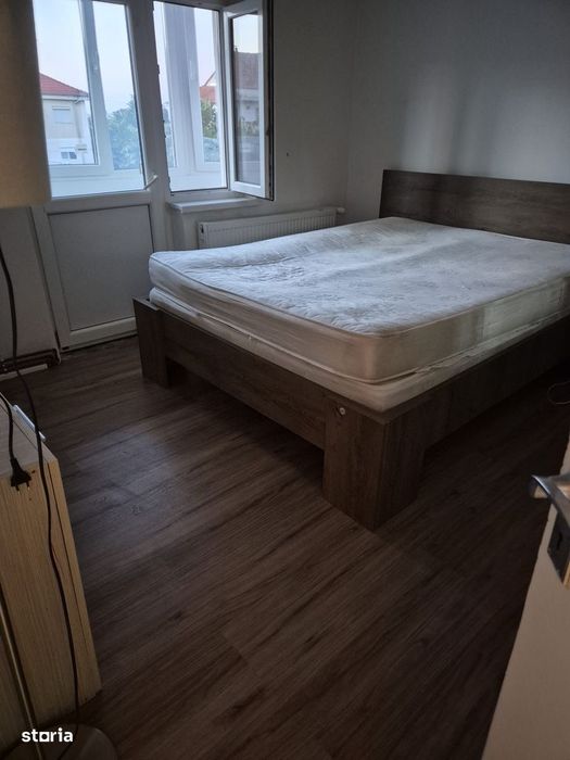 Inchiriere apart. 3 cam. decomandat , centrala pe gaz
