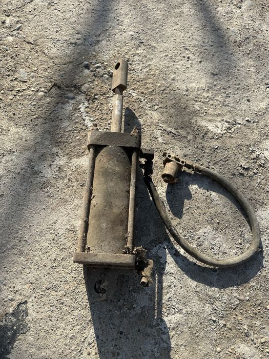 Цилиндр гидравлический