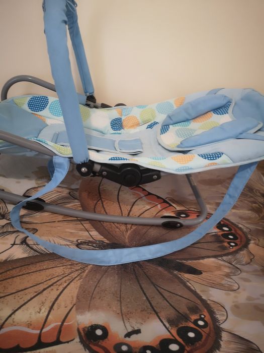 Бебешки шезлонг (люлка)