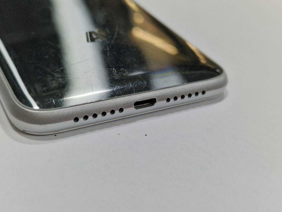 Смартфон А1 2020