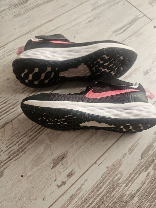 Маратонки Nike 34номер дамски