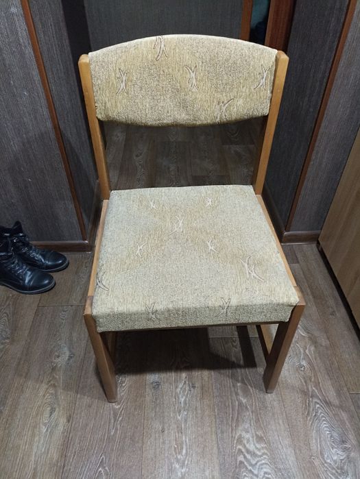 Продаю стулья в отличном состоянии