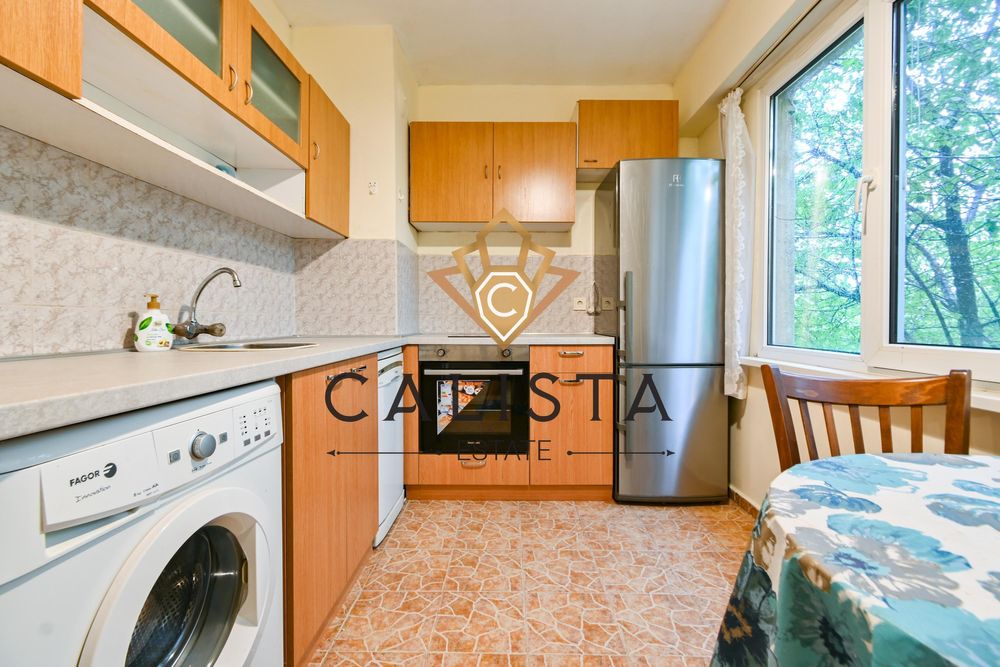 Дава се под наем Двустаен апартамент в София, Полигона - 70 кв.м за 599 € - Снимка #3