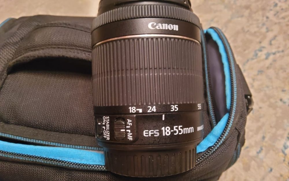 Продам фотоаппарат Canon EOS 750D