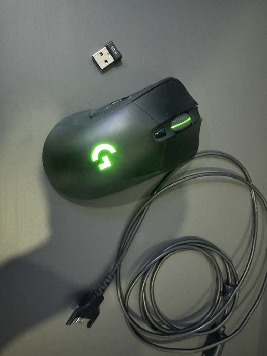 Logitech G703 Lightspeed Wireless Gaming Mouse + cablu