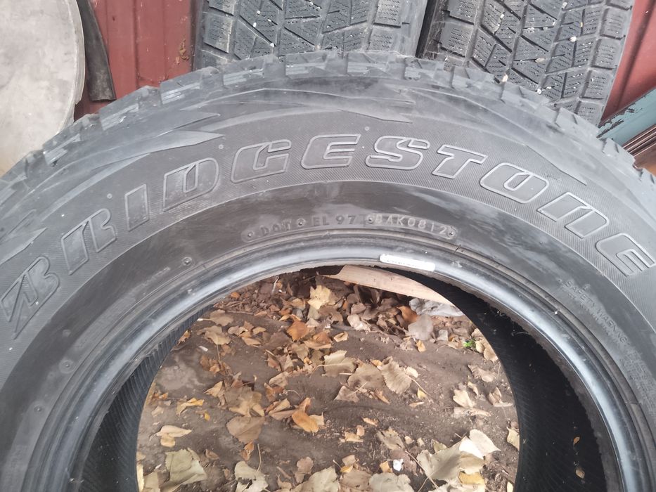 Шины зимние на 17