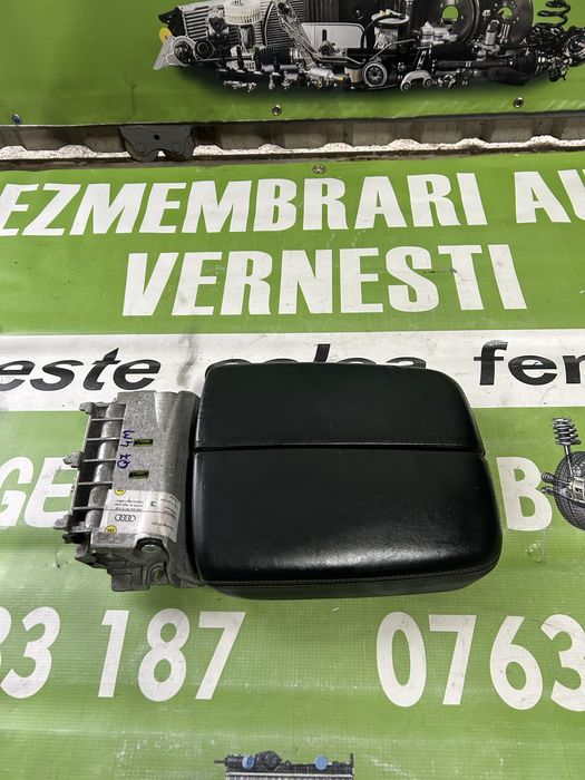 Cotieră față Audi Q7 4M 2017