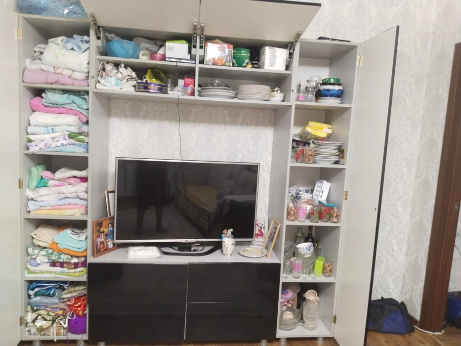 Продам стенку  б/у