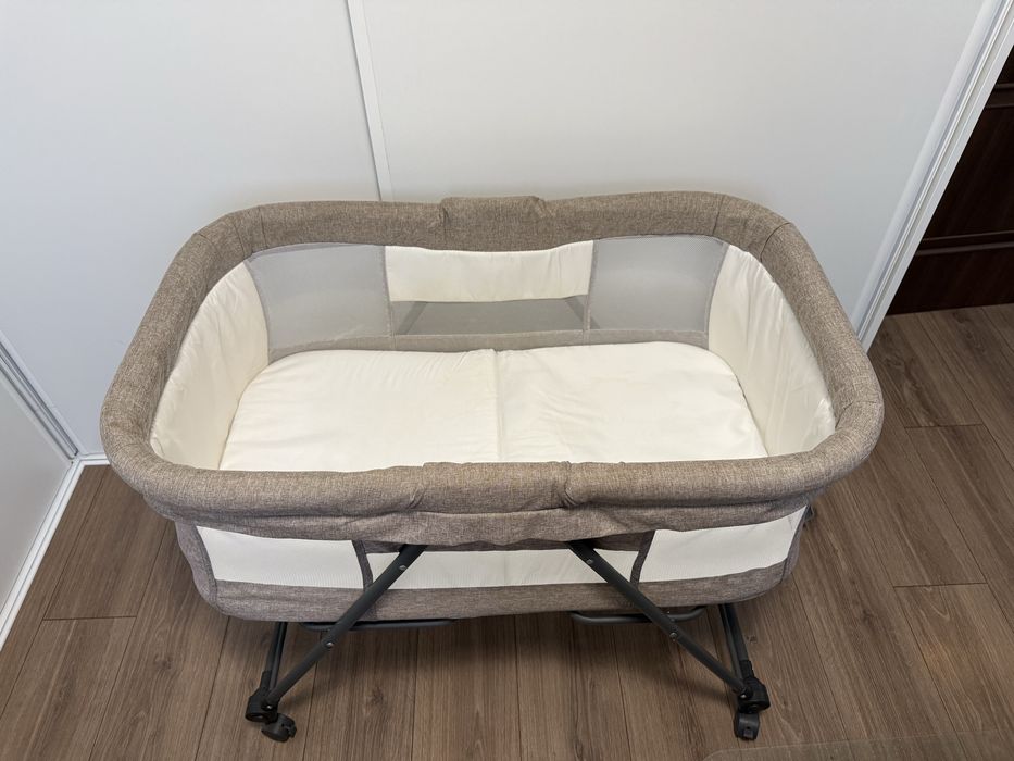 Vand patut pliabil bebelusi ideal pt spatiu mic sau calatorii