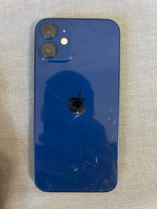 Iphone 12 mini blue