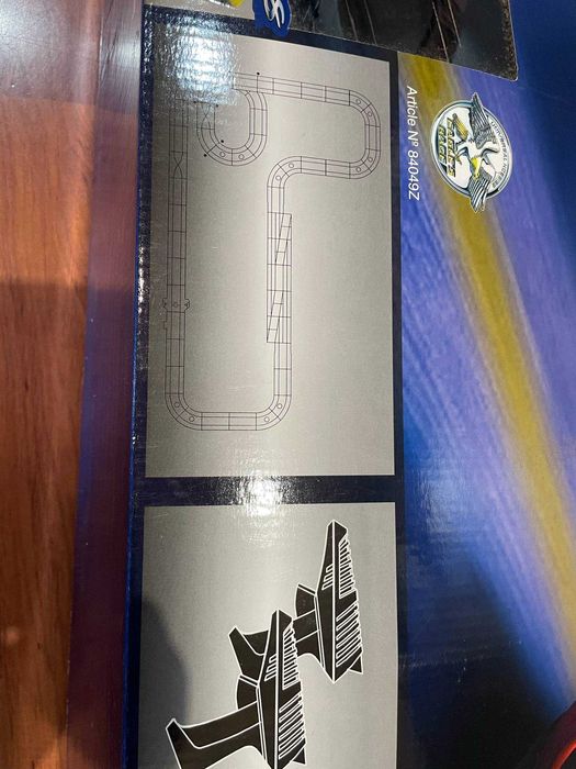 детска състезателна писта с две коли и два джойстика 9.48метра