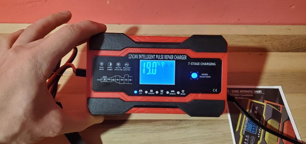 Redresor/încărcător inteligent auto 12V 10A/24V 5A