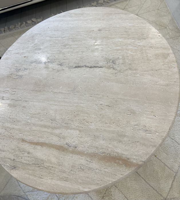 холна маса от травертин