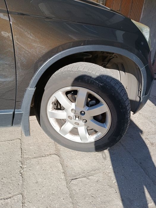 Гуми с джанти 17" за Хонда ЦРВ