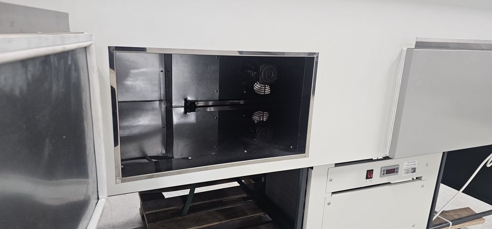 Хладилна витрина 200х110