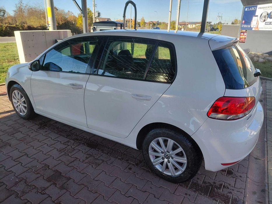 VOLKSWAGEN Golf 2010 — imagine 3