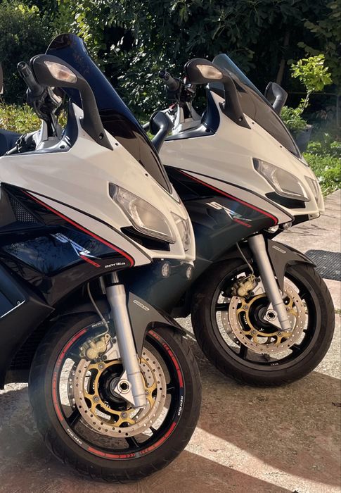 Se VAND doua Aprilia SRV 850 an 2013