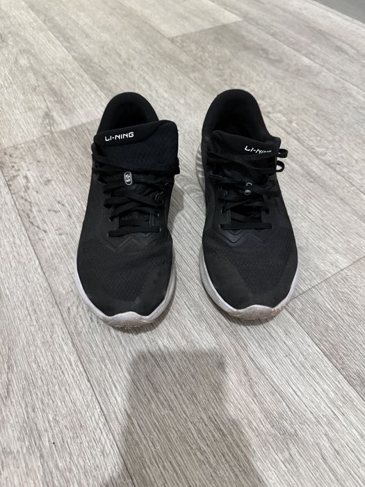 Беговые кроссовки Li-ning