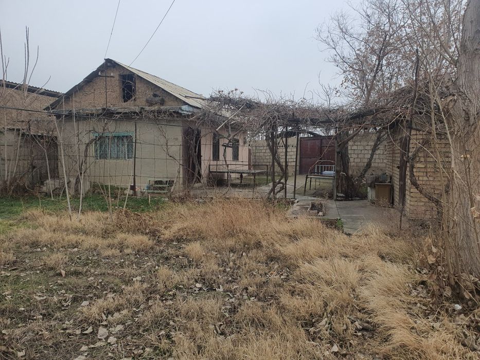 Дача сотилади части олдида