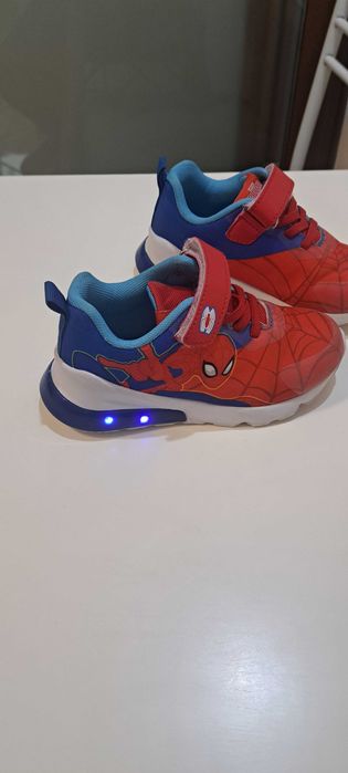 Adidasi Marvel Spiderman