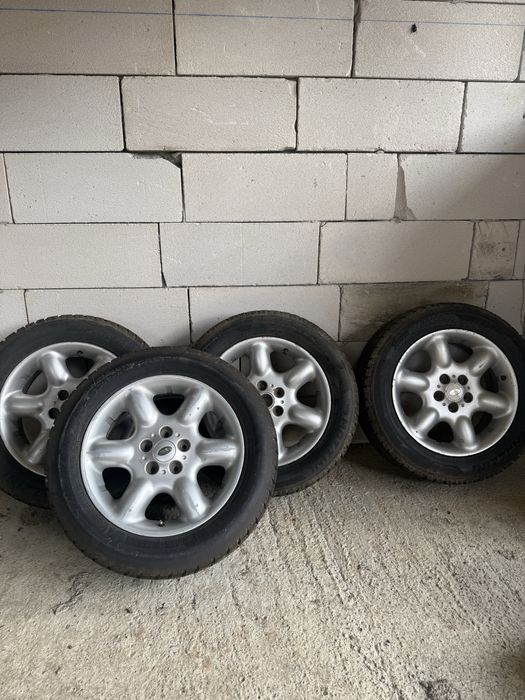 Jante cu anvelope pe 17 land rover freelander