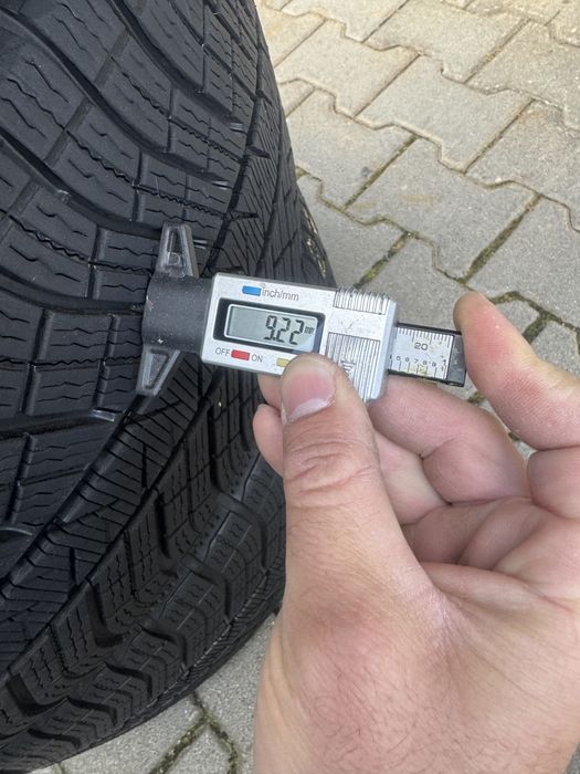 4бр Почти Нови Зимни Гуми Michelin 275/40/20