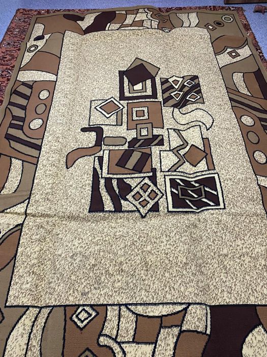 Продаю ковер.