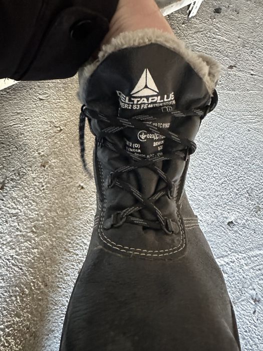 Зимняя рабочая обувь