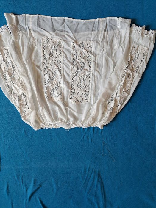 Costum popular vechi 60-70 ani, traditional oltenesc lucrat manual