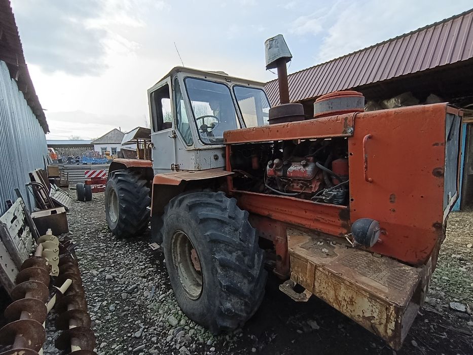 Продам трактор Т150 + культиватор и чизель плуг