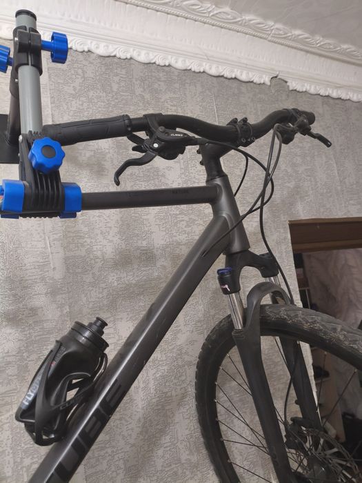 Продам велосипед Cube