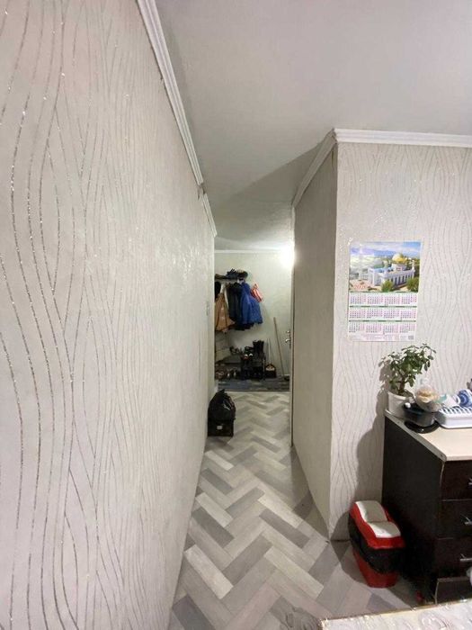 продаю 3 комнатную в 15 микрорайоне