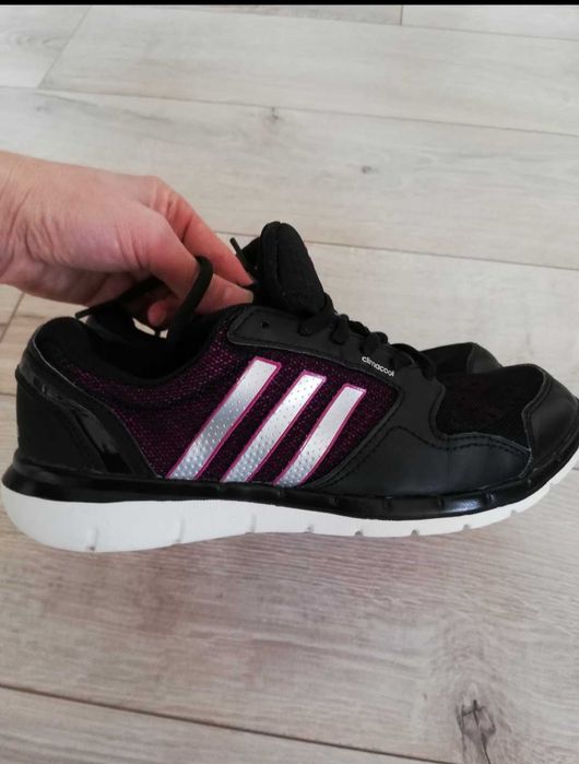 Дамски маратонки адидас