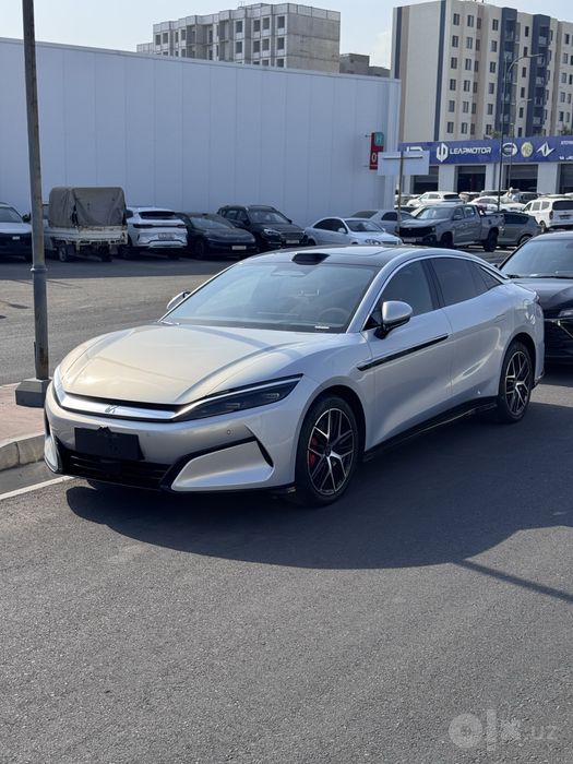 Byd han L/ 2.7 sec/5000km