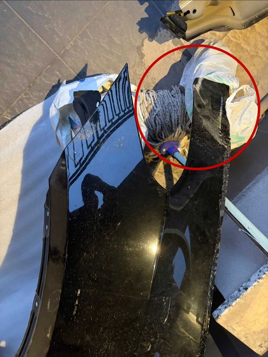 Tesla Model Y калник ляв и десен
