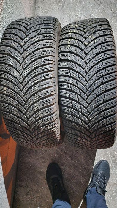 Vând anvelopa iarna Firestone 215 60 16