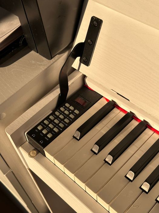 Цифровое пианино