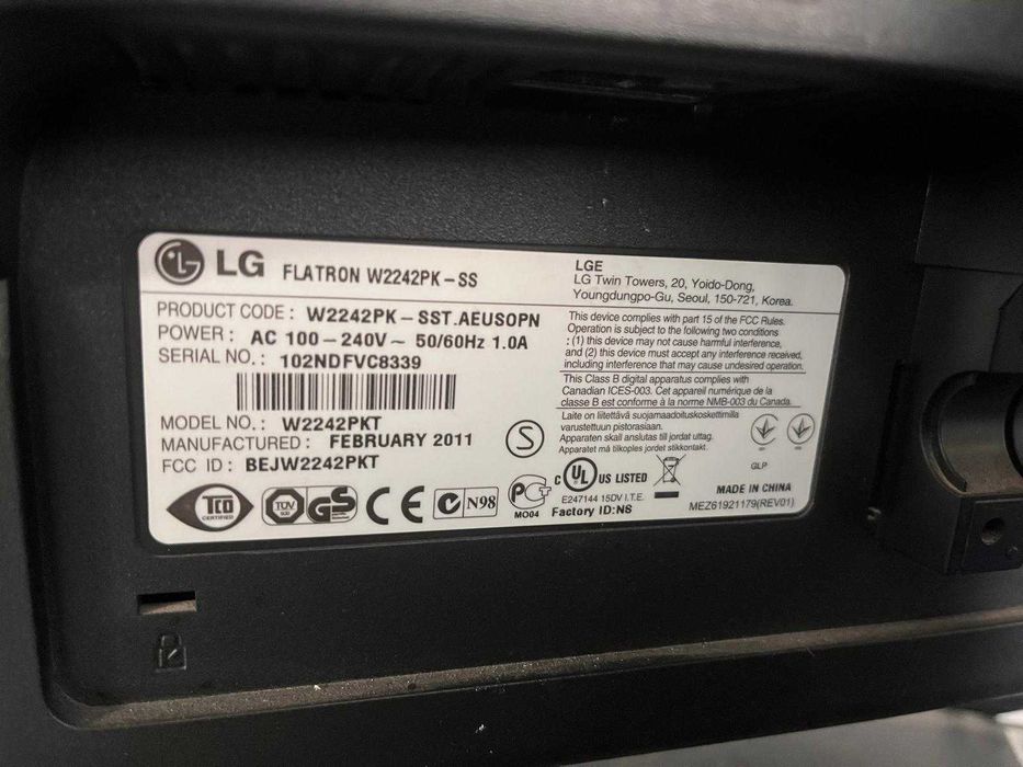 Se vand 3 monitoare pentru PC
