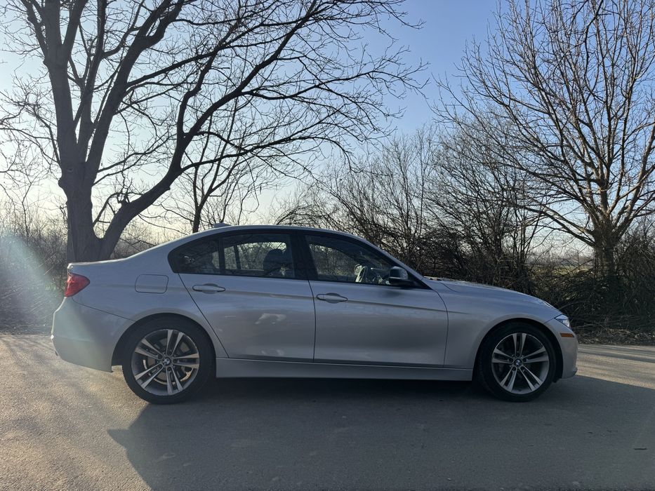 BMW Seria 3BMW335xi F30 XDrive Sport Line I
90.000 km REALII HUDIKEYLE