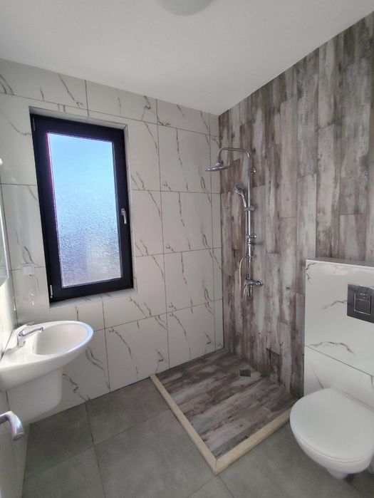 Къща до ключ в м.Victoria Hills кв. Сарафово