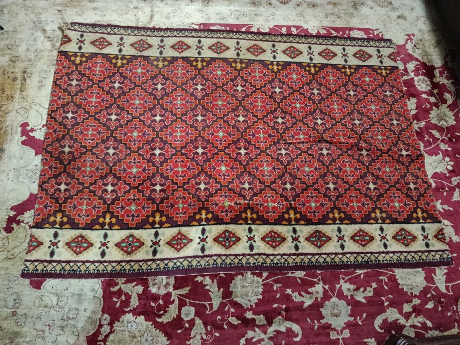 Советский ковер в хорошем состоянии