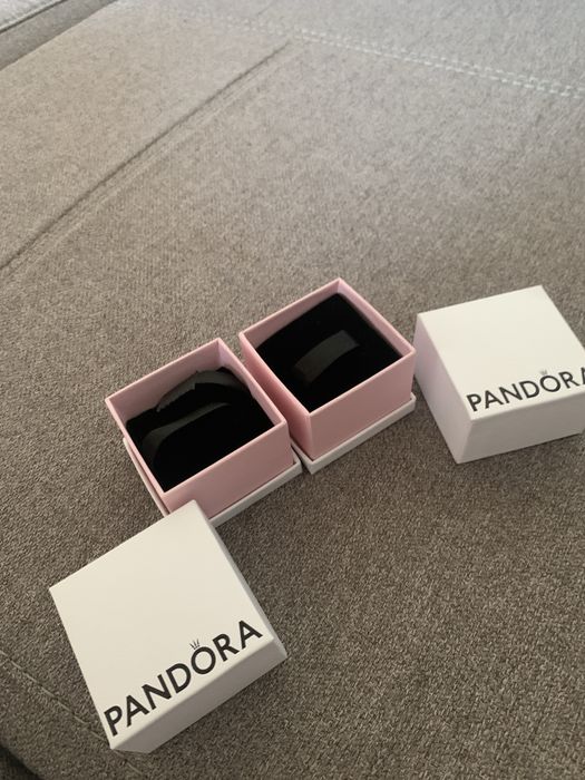 Cutie pandora originala