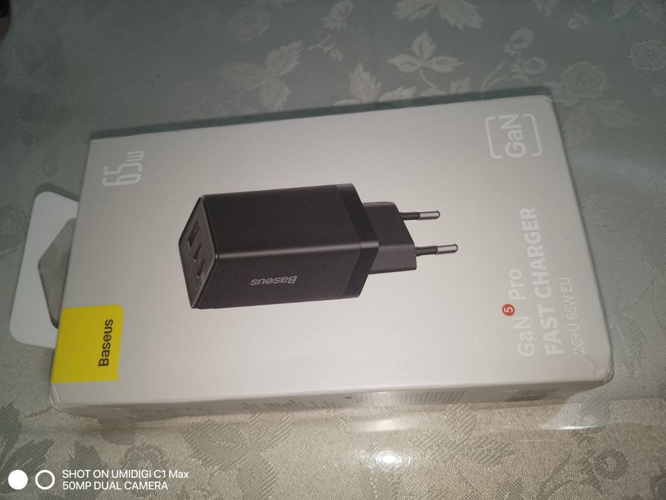 Зарядное устройство Baseus